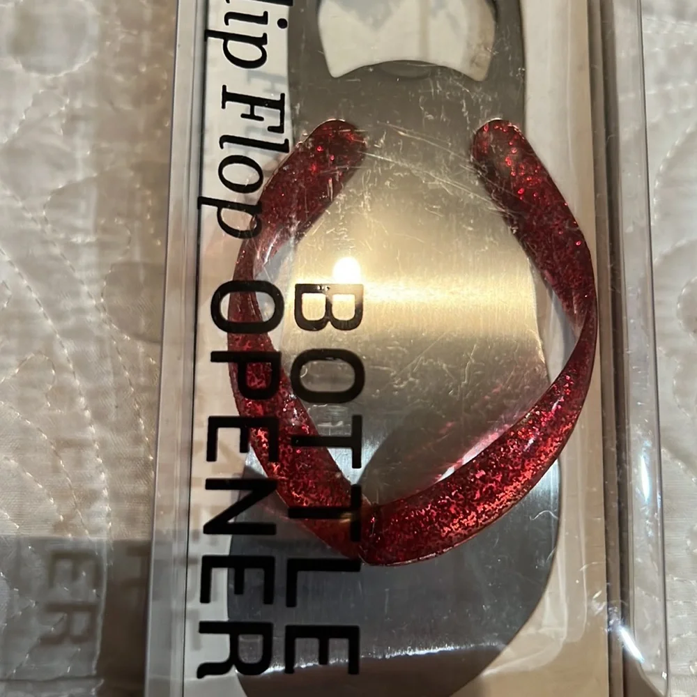 Gem bottle stopper‎ and flip flop bottle opener, NWT